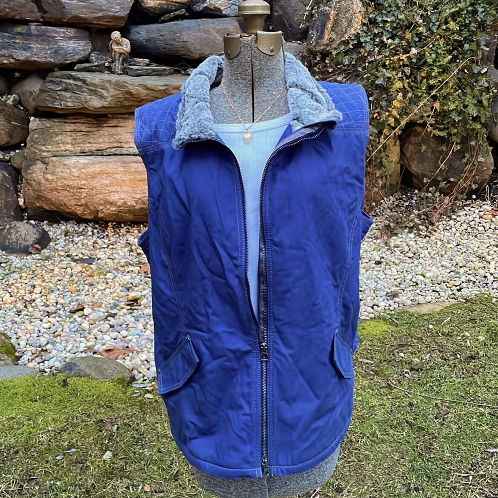 NOBLE OUTFITTERS EQUESTRIAN CANVAS / FAUX FUR WINTER VEST -2XL- NEW !!!💙🐴